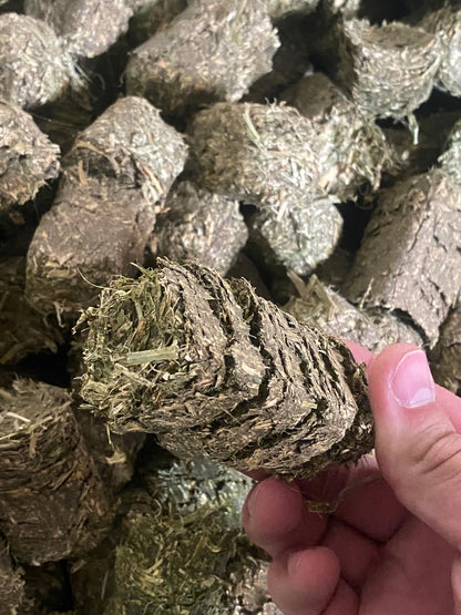 Alfalfa Cubes